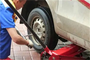 凤城附近拖车24小时服务热线电话