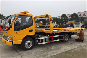 凤城哪里有拖车服务